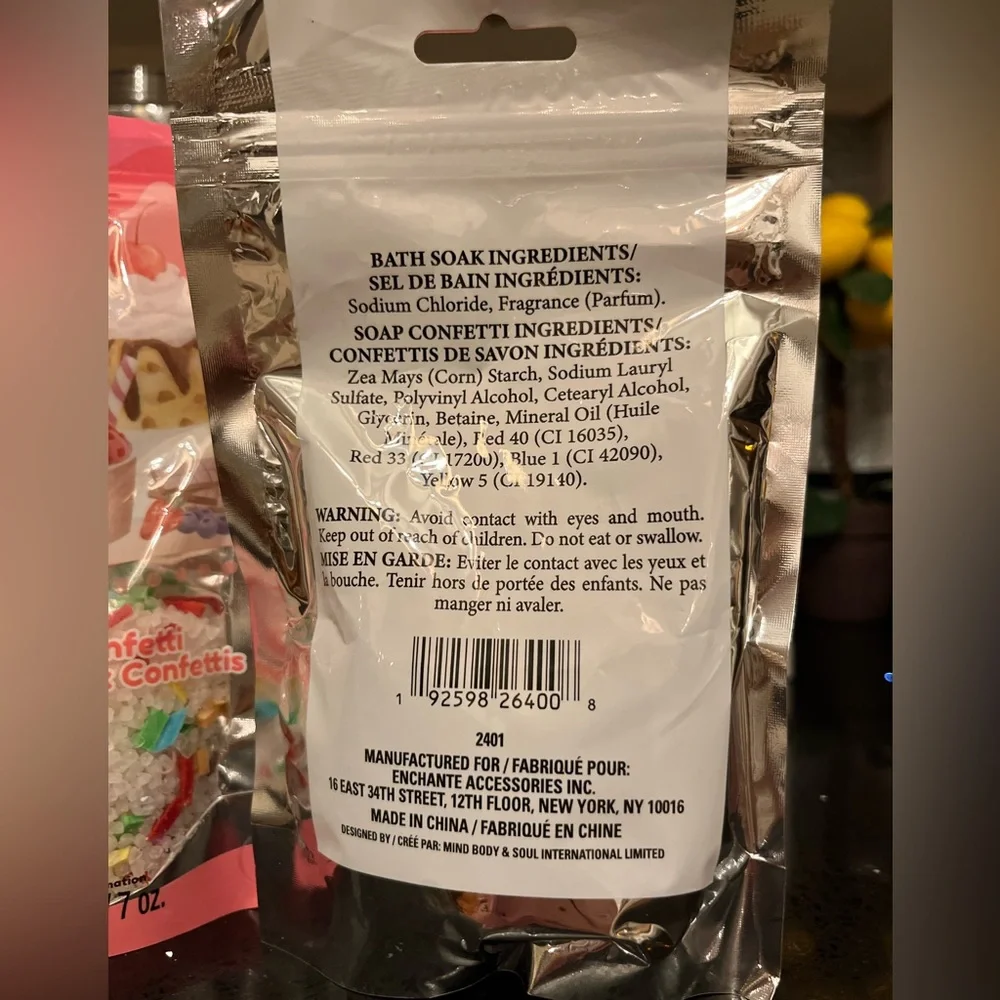 Vanilla confetti bath salt‎ NEW X 2